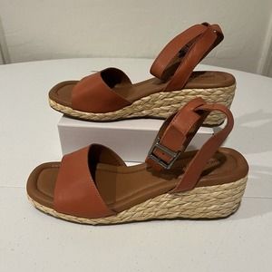 Lucky Brand Womens Nalmo Tan Wedge Sandals Shoes 9.5 Medium